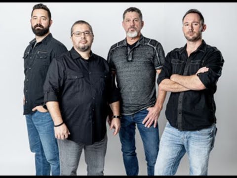 The Villages Florida's LIVE music with Second Slice.