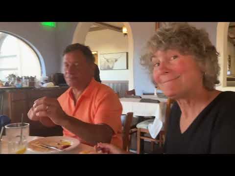 Dining and Dancing in the Villages Florida. A tour of Orange Blossom, Lake Sumter & Spanish Springs.